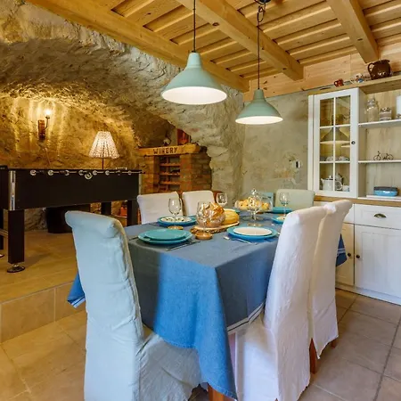 Villa Siesta Grizane-Belgrad